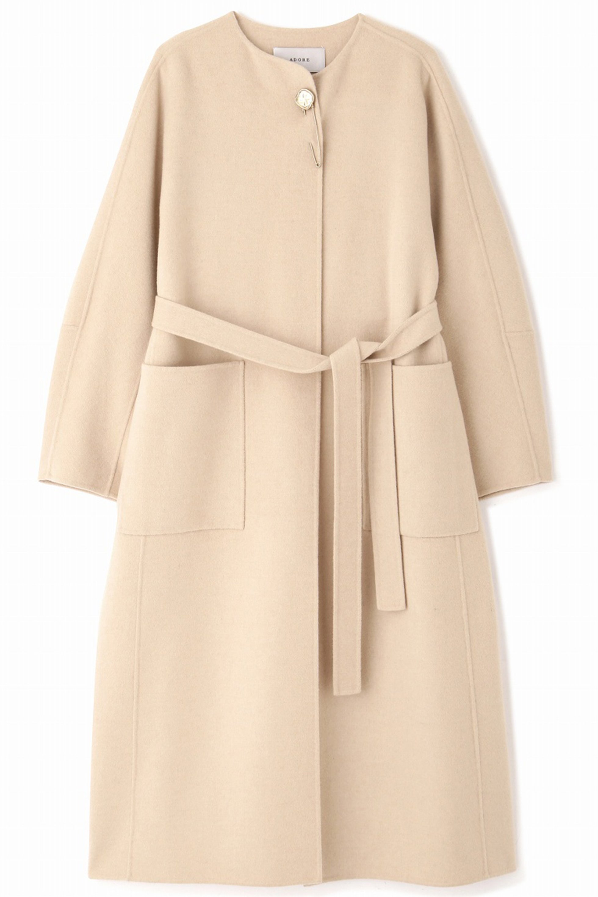【アドーア/ADORE】のピュアカシミヤコート インテリア・キッズ・メンズ・レディースファッション・服の通販 founy(ファニー) 　ファッション　Fashion　レディースファッション　Fashion for Women　アウター　Coat / Outerwear Collection　コート・ロングコート・ピーコート　Long Coats, Peacoats & More　エレガント 上品　Elegant　カッティング　Cutting Detail　シンプル　Simple, Minimal　ダブル　Double, Double-Breasted　フィット　Fit, Slim Fit　フォルム　Silhouette, Form　フロント　Front, Front Design　ブローチ　Brooch, Pin Brooch　モダン　Modern, Contemporary　ロング　Long, Long-Length　ベージュ|ID: prp329100003504865 ipo3291000000034220264