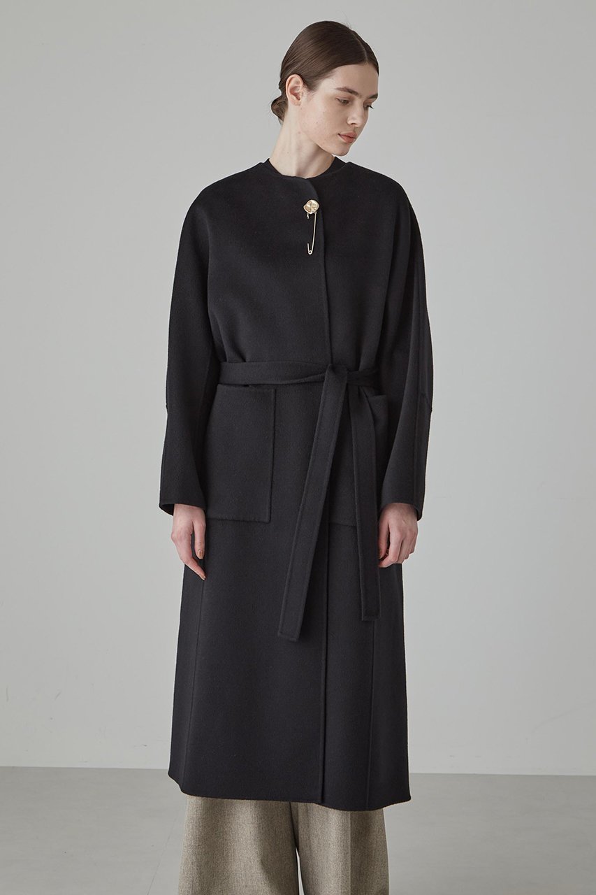 【アドーア/ADORE】のピュアカシミヤコート 人気、トレンドファッション・服の通販 founy(ファニー) 　ファッション　Fashion　レディースファッション　Fashion for Women　アウター　Coat / Outerwear Collection　コート・ロングコート・ピーコート　Long Coats, Peacoats & More　エレガント 上品　Elegant　カッティング　Cutting Detail　シンプル　Simple, Minimal　ダブル　Double, Double-Breasted　フィット　Fit, Slim Fit　フォルム　Silhouette, Form　フロント　Front, Front Design　ブローチ　Brooch, Pin Brooch　モダン　Modern, Contemporary　ロング　Long, Long-Length　other-3|ID: prp329100003504865 ipo3291000000035296655