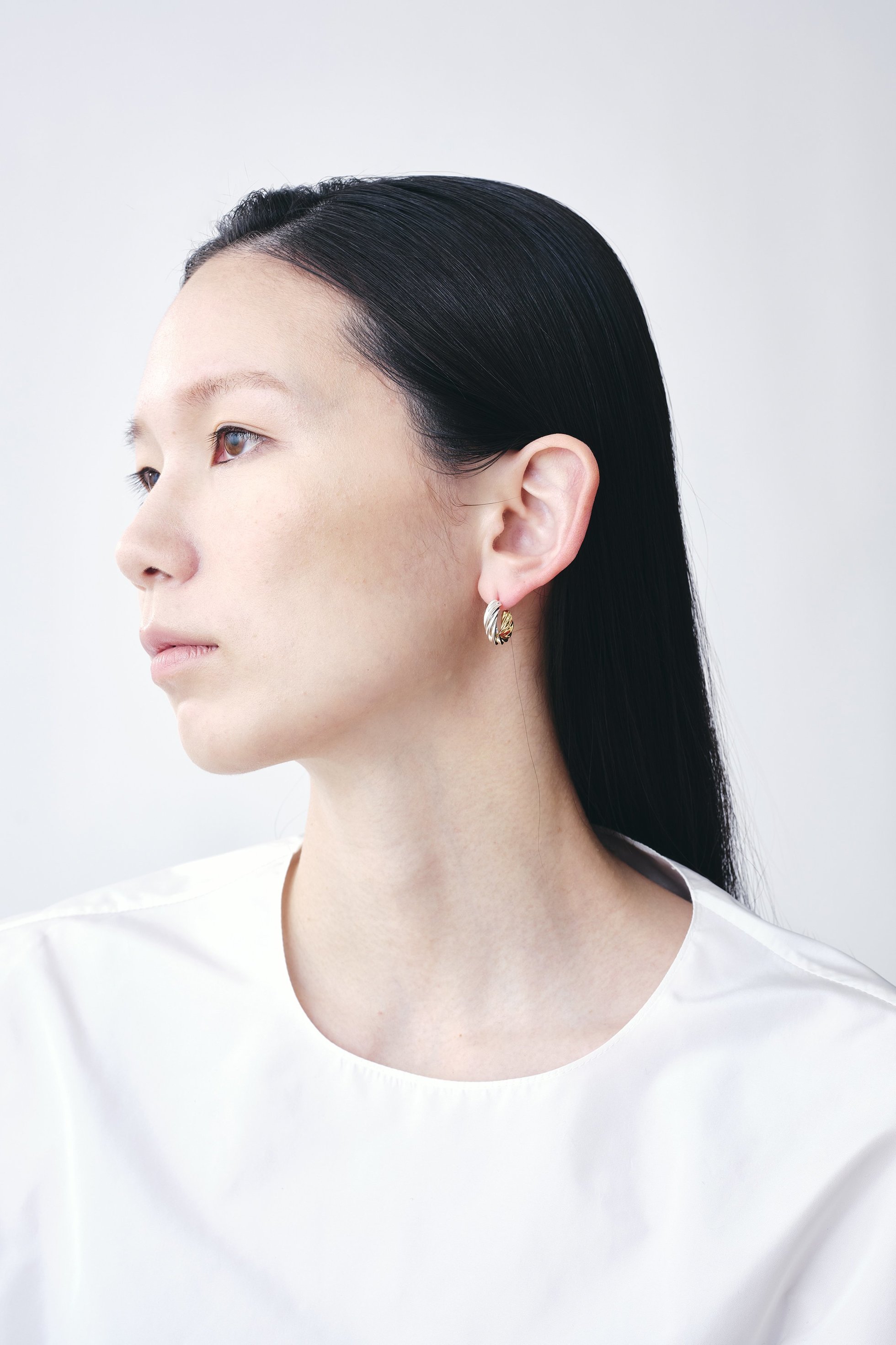 【プラウ/PLOW】のFrench ピアス Medium 人気、トレンドファッション・服の通販 founy(ファニー) 　ファッション　Fashion　レディースファッション　Fashion for Women　ジュエリー　Jewelry　ファッションリング　Fashion Rings　イヤリング・フープ・ドロップタイプ　Hoop, Drop & Clip Earrings　おすすめ　Recommended / Our Picks　イヤリング　Earrings　イヤーカフ　Ear Cuffs　シルバー　Silver, Metallic Silver　ジュエリー　Jewelry, Accessories　スタイリッシュ　Stylish, Fashionable　ツイスト　Tweed, Tweed Fabric　トレンド　Trend, Trending Now　フープ　Hoop, Hoop Earrings　モダン　Modern, Contemporary　エレガント 上品　Elegant　other-2|ID: prp329100003507773 ipo3291000000031914031