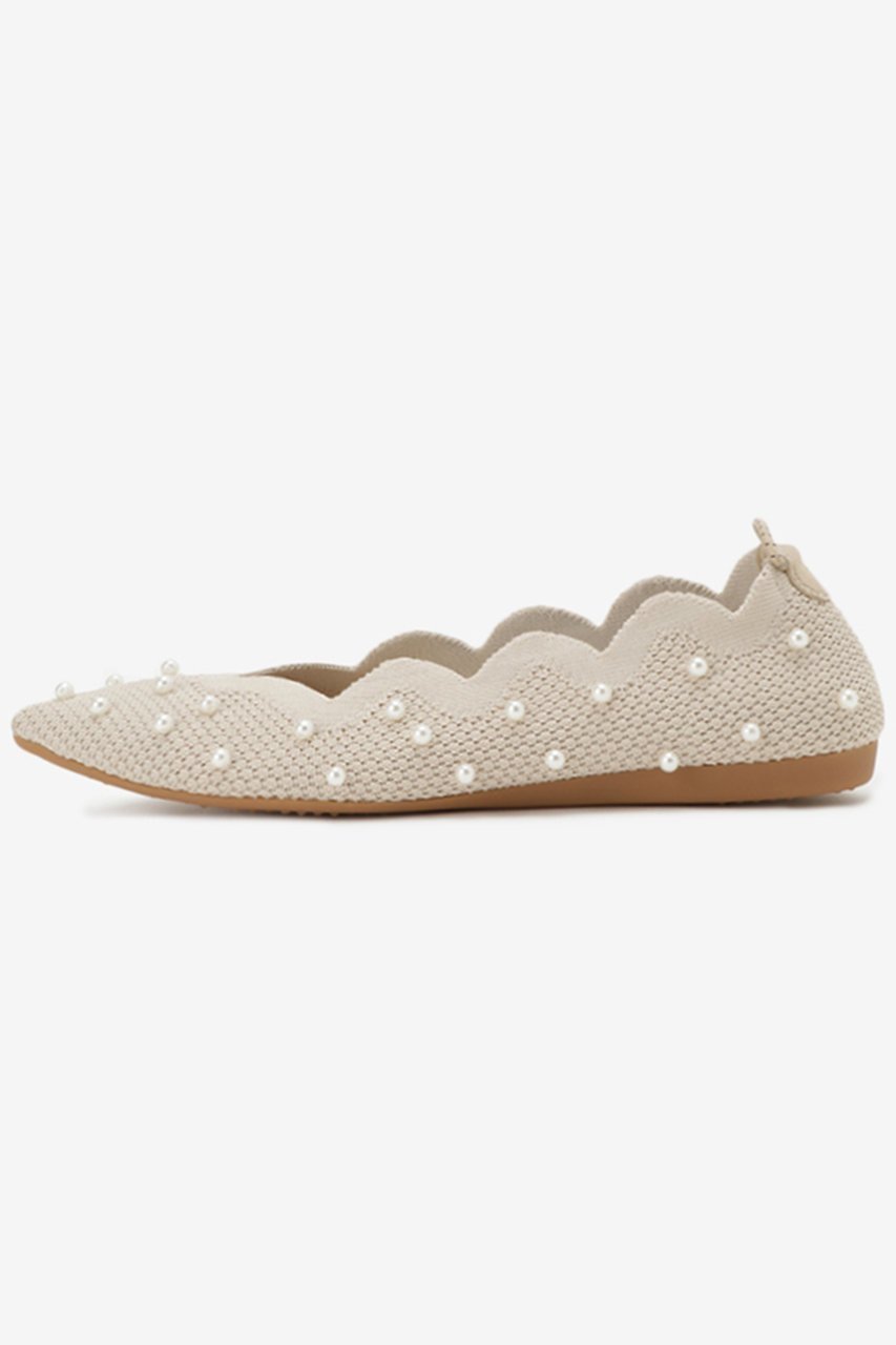【オッフェン/Offen】のscallop pearls pattern 人気、トレンドファッション・服の通販 founy(ファニー) 　ファッション　Fashion　レディースファッション　Fashion for Women　おすすめ　Recommended / Our Picks　カッティング　Cutting Detail　クッション　Cushion, Throw Pillow　シューズ　Shoes, Footwear　スカラップ　Scallop, Scalloped Edge　パーティ　Party, Party Style　パール　Pearl, Pearl Accent　フラット　Flat, Flat Shoes　結婚式　Wedding　軽量　Lightweight, Ultra Light　other-3|ID: prp329100003510747 ipo3291000000032774288
