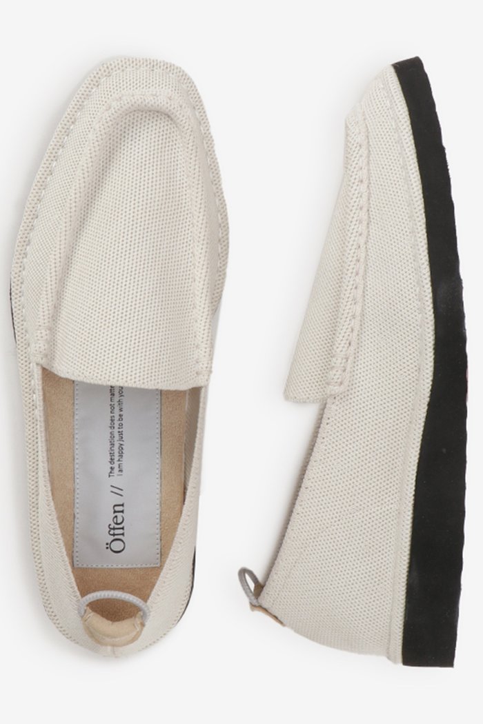 【オッフェン/Offen】のsquare-MOCCALA インテリア・キッズ・メンズ・レディースファッション・服の通販 founy(ファニー) https://founy.com/ ファッション Fashion レディースファッション Ladies' Fashion Online クッション Cushion 軽量 Lightweight シューズ Shoes フォーマル Formal フラット Flat メンズ Mens おすすめ Recommend |ID: prp329100003518118 ipo3291000000032613373