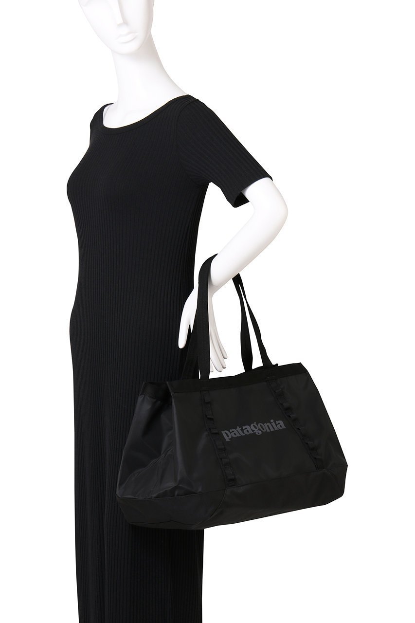 【パタゴニア/Patagonia】の【UNISEX】ブラックホールトート 25L 人気、トレンドファッション・服の通販 founy(ファニー) 　ファッション　Fashion　レディースファッション　WOMEN　バッグ　Bag　ユニセックス　Unisex　アウトドア　Outdoor　コンパクト　Compact　スクエア　Square　other-2|ID: prp329100003524232 ipo3291000000032219972
