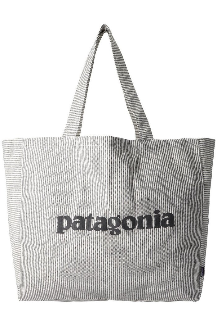 【パタゴニア/Patagonia】の【UNISEX】リサイクルオーバーサイズトート インテリア・キッズ・メンズ・レディースファッション・服の通販 founy(ファニー) https://founy.com/ ファッション Fashion レディースファッション WOMEN バッグ Bag スポーツウェア Sportswear スポーツ バッグ/ポーチ Sports Bag/Pouch ユニセックス Unisex スポーツ Sports |ID: prp329100003524233 ipo3291000000023262030