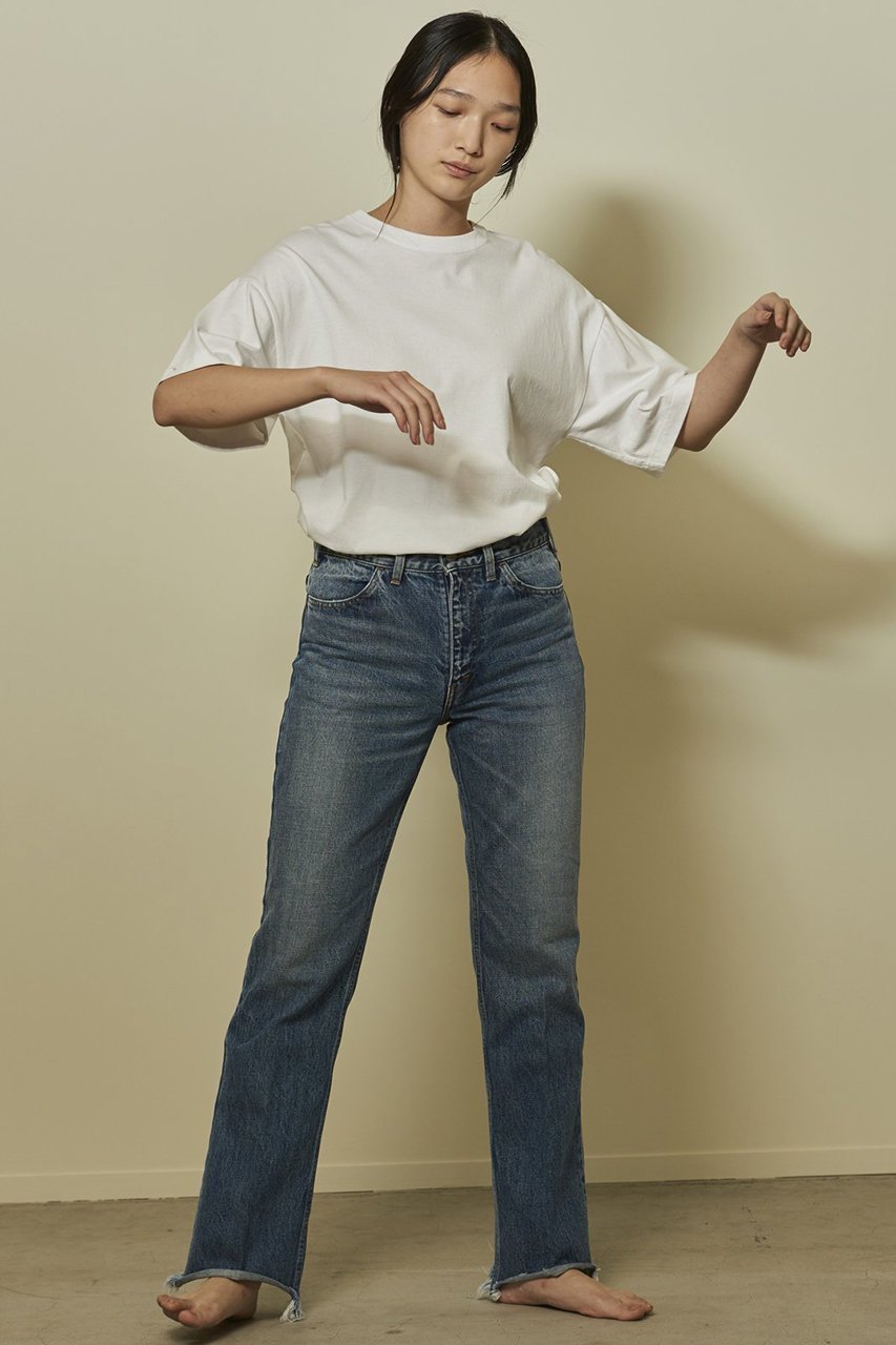 【アンスクリア/INSCRIRE】のフレアデニムパンツ 人気、トレンドファッション・服の通販 founy(ファニー) 　ファッション　Fashion　レディースファッション　Fashion for Women　パンツ　Pants & Trousers　デニムパンツ・ジーンズ・美脚デニム　Denim Jeans & Pants　ウォッシュ　Washed Finish　センター　Center, Center Line　デニム　Denim, Jeans Material　トレンド　Trend, Trending Now　フレア　Flare, Flared　other-6|ID: prp329100003524235 ipo3291000000032829682