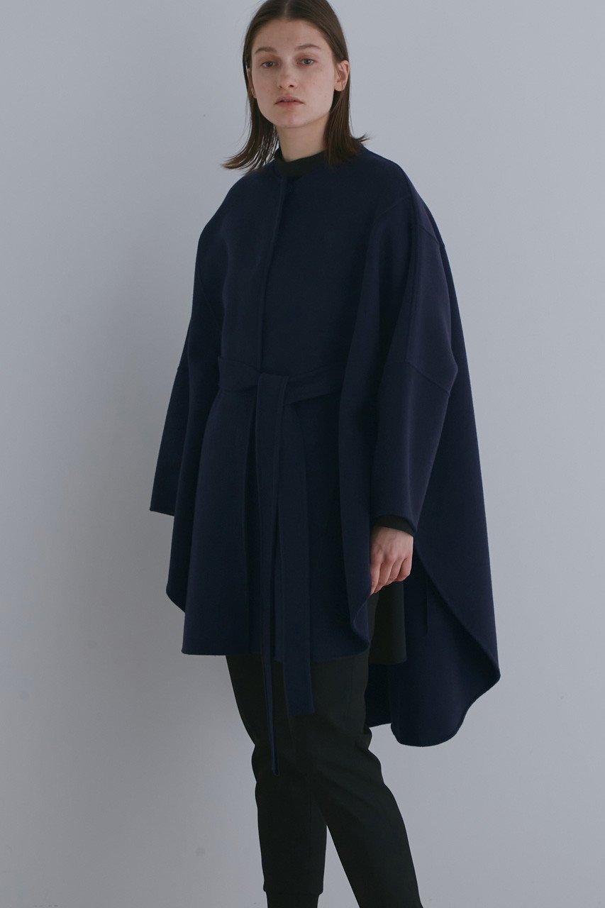 【ル フィル/LE PHIL】のソフトウールリバーポンチョ 人気、トレンドファッション・服の通販 founy(ファニー) 　ファッション　Fashion　レディースファッション　Fashion for Women　アウター　Coat / Outerwear Collection　コート・ロングコート・ピーコート　Long Coats, Peacoats & More　ポンチョ・ケープコート　Ponchos & Capes　カッティング　Cutting Detail　ショート　Short, Short Length　ストール　Stole, Wrap　ハーフ　Half, Half-Length　フレア　Flare, Flared　ブランケット　Blanket, Throw Blanket　ヘムライン　Hemline, Bottom Cut　リバーシブル　Reversible, Two-Sided　 other-1|ID: prp329100003540007 ipo3291000000032914390