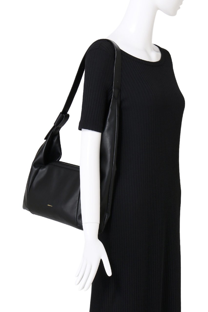 【スタニングルアー/STUNNING LURE】の【ORSETTO】バッグ 人気、トレンドファッション・服の通販 founy(ファニー) 　ファッション　Fashion　レディースファッション　Fashion for Women　バッグ　Bags　おすすめ　Recommended / Our Picks　なめらか　Smooth, Silky Texture　シンプル　Simple, Minimal　スクエア　Square, Square Shape　フォルム　Silhouette, Form　定番　Standard, Basic Item　other-2|ID: prp329100003547448 ipo3291000000032792428