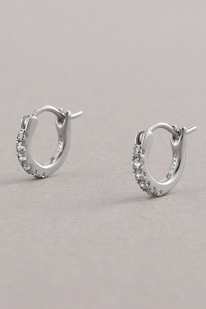 【プラス ヴァンドーム/Plus Vendome】のFINELINETATOO 00 シルバーピアス インテリア・キッズ・メンズ・レディースファッション・服の通販 founy(ファニー) https://founy.com/ ファッション Fashion レディースファッション Fashion for Women ジュエリー Jewelry ファッションリング Fashion Rings イヤリング・フープ・ドロップタイプ Hoop, Drop & Clip Earrings イヤリング Earrings シルバー Silver, Metallic Silver シンプル Simple, Minimal フィット Fit, Slim Fit フープ Hoop, Hoop Earrings |ID: prp329100003555087 ipo3291000000036303451