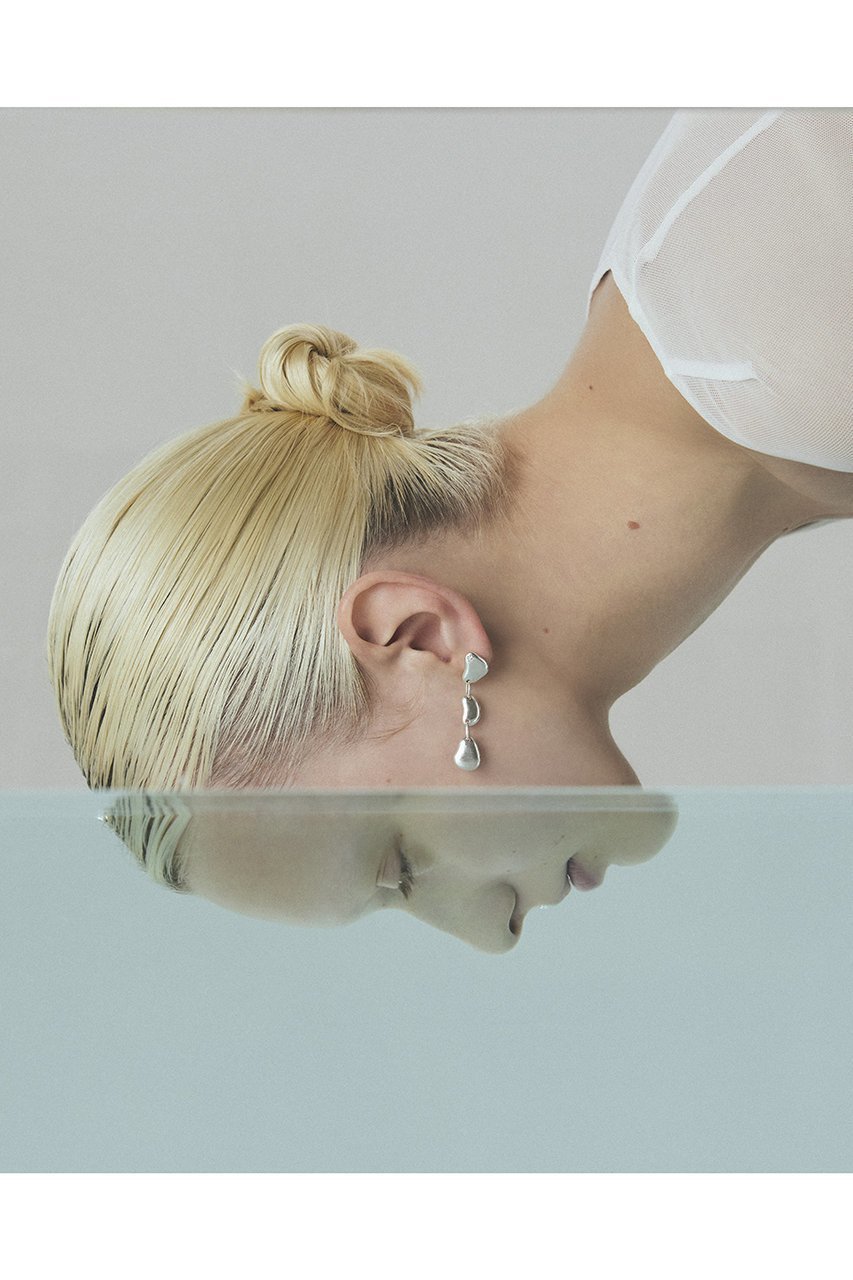 【エネイ/ENEY】のWATER シルバーアシンメトリーピアス 人気、トレンドファッション・服の通販 founy(ファニー) 　ファッション　Fashion　レディースファッション　Fashion for Women　ジュエリー　Jewelry　ファッションリング　Fashion Rings　イヤリング・フープ・ドロップタイプ　Hoop, Drop & Clip Earrings　アシンメトリー　Asymmetrical Style　イヤリング　Earrings　コレクション　Collection, Seasonal Line　ダイヤモンド　Diamond, Brilliant Cut　other-2|ID: prp329100003555092 ipo3291000000036032292