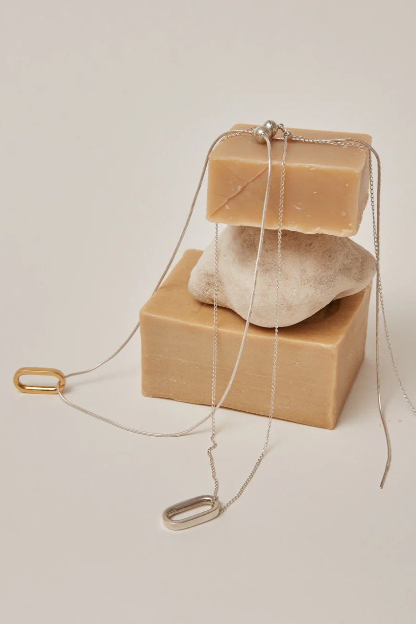 【ノウハウ/KNOWHOW】のOval トップ 人気、トレンドファッション・服の通販 founy(ファニー) 　ファッション　Fashion　レディースファッション　Fashion for Women　ユニセックス　Unisex, Genderless　おすすめ　Recommended / Our Picks　オーバル　Oval Design　クール　Cool, Chic　シルバー　Silver, Metallic Silver　シンプル　Simple, Minimal　チャーム　Charm, Pendant　モチーフ　Motif, Design Theme　other-3|ID: prp329100003624434 ipo3291000000035956863