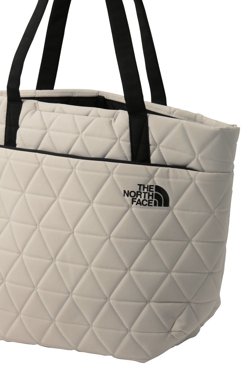 【ザ ノース フェイス/THE NORTH FACE】の【UNISEX】ジオフェイストート 人気、トレンドファッション・服の通販 founy(ファニー) 　ファッション　Fashion　レディースファッション　Fashion for Women　バッグ　Bags　ユニセックス　Unisex, Genderless　アクセサリー　Fashion Accessories　クッション　Cushion, Throw Pillow　スマート　Smart, Elegant　スリーブ　Sleeve, Long Sleeve / Short Sleeve　フロント　Front, Front Design　ポケット　Pocket, Pocket Detail　other-4|ID: prp329100003624469 ipo3291000000036490016