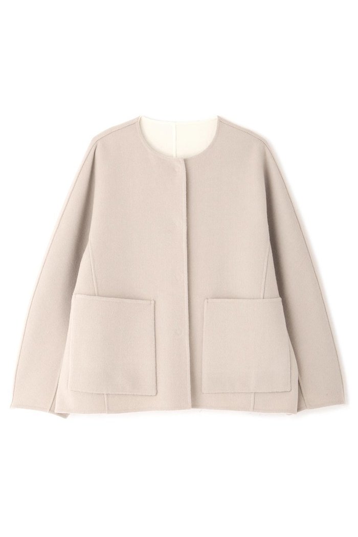 【アドーア/ADORE】のカシミヤ混 2TONE リバージャケット インテリア・キッズ・メンズ・レディースファッション・服の通販 founy(ファニー) https://founy.com/ ファッション Fashion レディースファッション Fashion for Women アウター Coat / Outerwear Collection レディースジャケット・軽アウター Jackets なめらか Smooth, Silky Texture カッティング Cutting Detail ショルダー Shoulder, Shoulder Strap ジャケット Jacket, Outerwear ドロップ Drop Shoulder, Dropped Style パッチ Patch, Appliqué ポケット Pocket, Pocket Detail リバーシブル Reversible, Two-Sided 別注 Limited Edition, Custom Order 定番 Standard, Basic Item |ID: prp329100003625593 ipo3291000000035587322