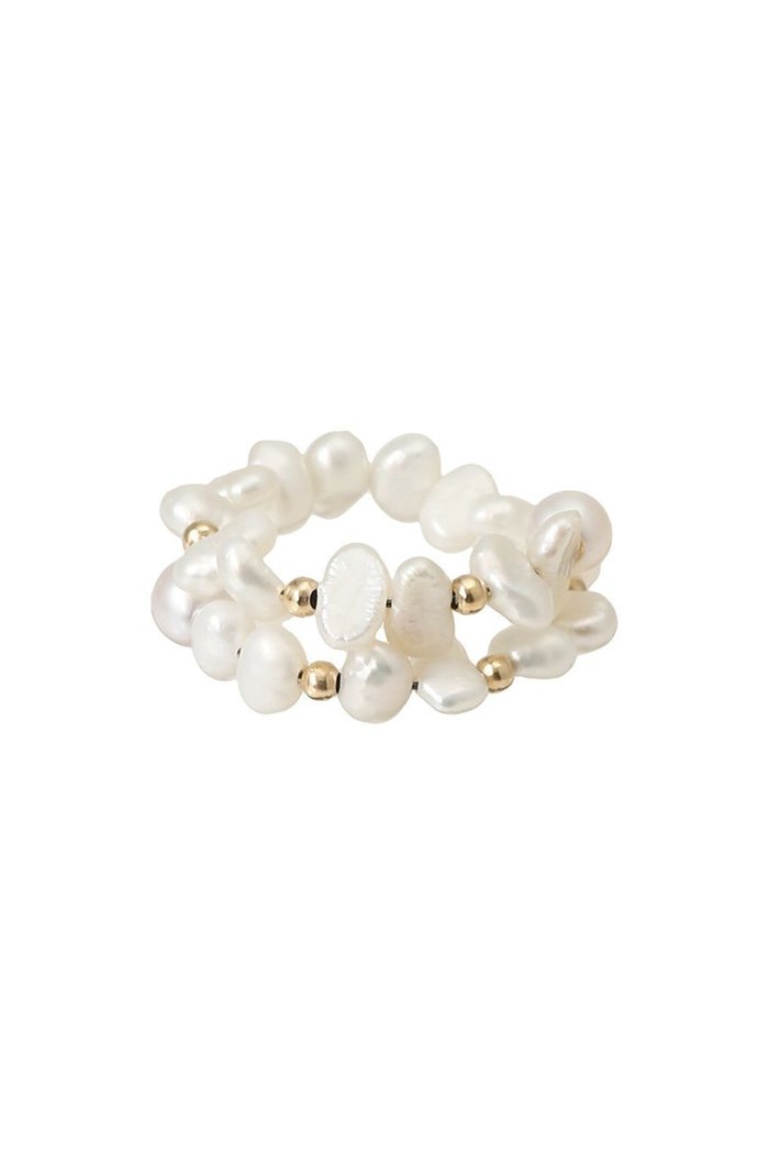 【ナチュラリジュエリ/NATURALI JEWELRY】のゴールドボール&パールスパイラルリング インテリア・キッズ・メンズ・レディースファッション・服の通販 founy(ファニー) https://founy.com/ ファッション Fashion レディースファッション Fashion for Women おすすめ Recommended / Our Picks セットアップ Set-Up, Coordinated Outfit ネックレス Necklace, Pendant Necklace パール Pearl, Pearl Accent ランダム Random, Irregular ワイヤー Wire, Wired Bra 再入荷 Restock / Back in Stock |ID: prp329100003670846 ipo3291000000030802602