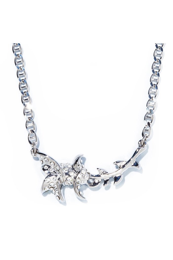 【イリスフォーセブン/IRIS 47】のRose チョーカー インテリア・キッズ・メンズ・レディースファッション・服の通販 founy(ファニー) https://founy.com/ ファッション Fashion レディースファッション Fashion for Women ジュエリー Jewelry ネックレス Necklaces & Pendants ガラス Glass, Glassware クール Cool, Chic チェーン Chain, Chain Strap デコルテ Décolleté, Neckline ネックレス Necklace, Pendant Necklace フォルム Silhouette, Form モダン Modern, Contemporary モチーフ Motif, Design Theme |ID: prp329100003672253 ipo3291000000035785533