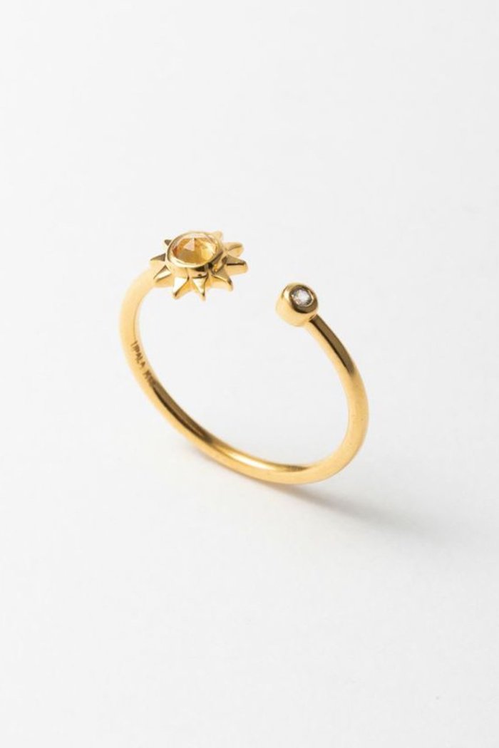 【ヌキテパ/NE QUITTEZ PAS】の【UPALA】Sun リング With シトリン&ホワイトサファイア インテリア・キッズ・メンズ・レディースファッション・服の通販 founy(ファニー) https://founy.com/ ファッション Fashion レディースファッション Fashion for Women ジュエリー Jewelry チャーム Charm, Pendant モチーフ Motif, Design Theme ローズ Rose, Rose Motif |ID: prp329100003672314 ipo3291000000035785485