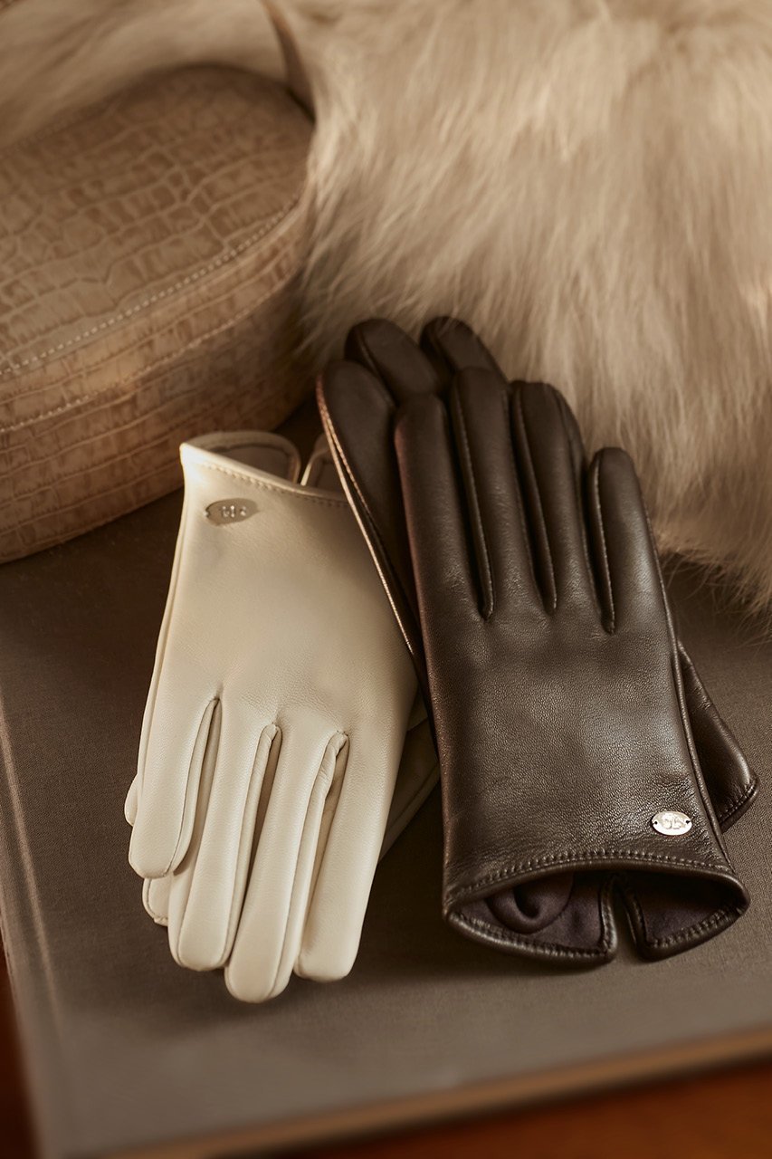 【デイジーリン/DAISY LIN】のAudrey Gloves 人気、トレンドファッション・服の通販 founy(ファニー) 　ファッション　Fashion　レディースファッション　WOMEN　手袋　Gloves　オケージョン　Occasion　クラシカル　Classical　フィット　Fit　エレガント 上品　Elegant　other-7|ID: prp329100003686287 ipo3291000000031392313