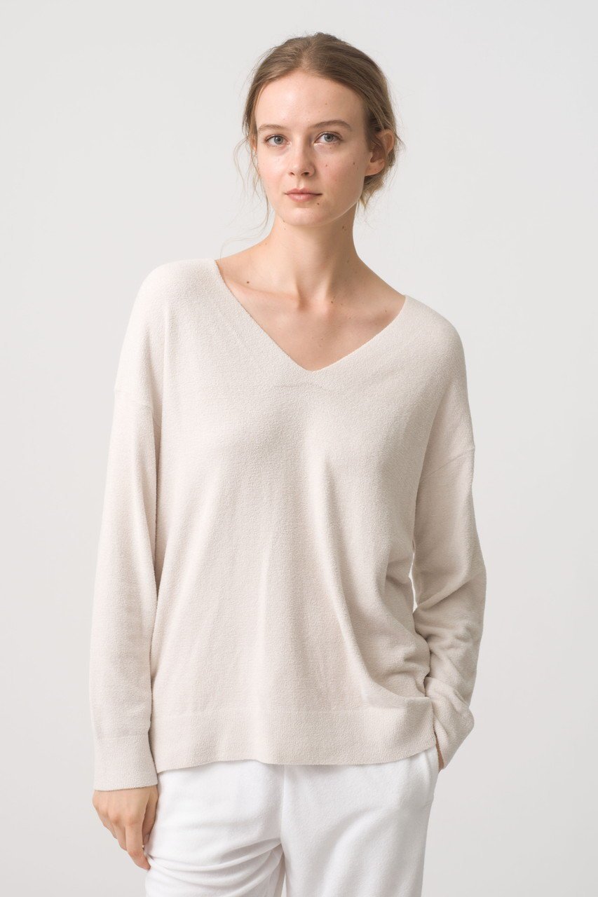 【ベアフット ドリームズ/BAREFOOT DREAMS】のコージーシックウルトラライト Vネックハイロープルオーバー 人気、トレンドファッション・服の通販 founy(ファニー) 　ファッション　Fashion　レディースファッション　Fashion for Women　トップス・カットソー　Cut & Sew Tops　ニット　Knit Tops & Sweaters　カジュアルプルオーバー・ニットトップス　Pullovers & Knit Tops / Casual Pullovers　Vネックトップス　V-Neck Tops / V-Cut Neckline Shirts　なめらか　Smooth, Silky Texture　シンプル　Simple, Minimal　ボトム　Bottoms, Lower Wear　other-7|ID: prp329100003687932 ipo3291000000035761647