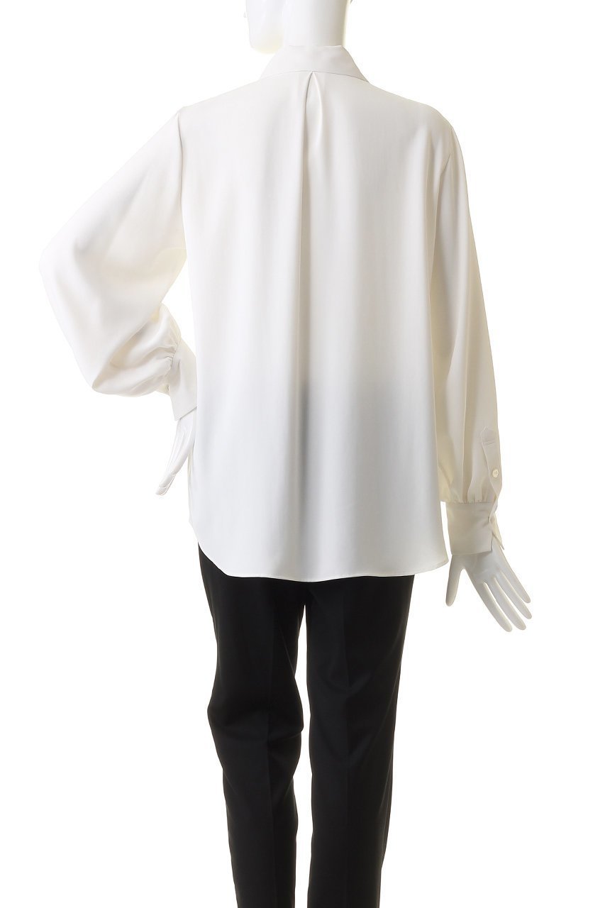 【コルピエロ/Col Pierrot】のビッグカラージョーゼットブラウス 人気、トレンドファッション・服の通販 founy(ファニー) 　ファッション　Fashion　レディースファッション　Fashion for Women　トップス・カットソー　Cut & Sew Tops　シャツ・ブラウス・オフィスカジュアル　Elegant Blouses & Button-Ups　なめらか　Smooth, Silky Texture　オケージョン　Occasion Wear　シンプル　Simple, Minimal　ジョーゼット　Georgette, Semi-Sheer Fabric　スリーブ　Sleeve, Long Sleeve / Short Sleeve　ビッグ　Big, Oversized　ボトム　Bottoms, Lower Wear　ロング　Long, Long-Length　エレガント 上品　Elegant　other-4|ID: prp329100003693490 ipo3291000000035823207