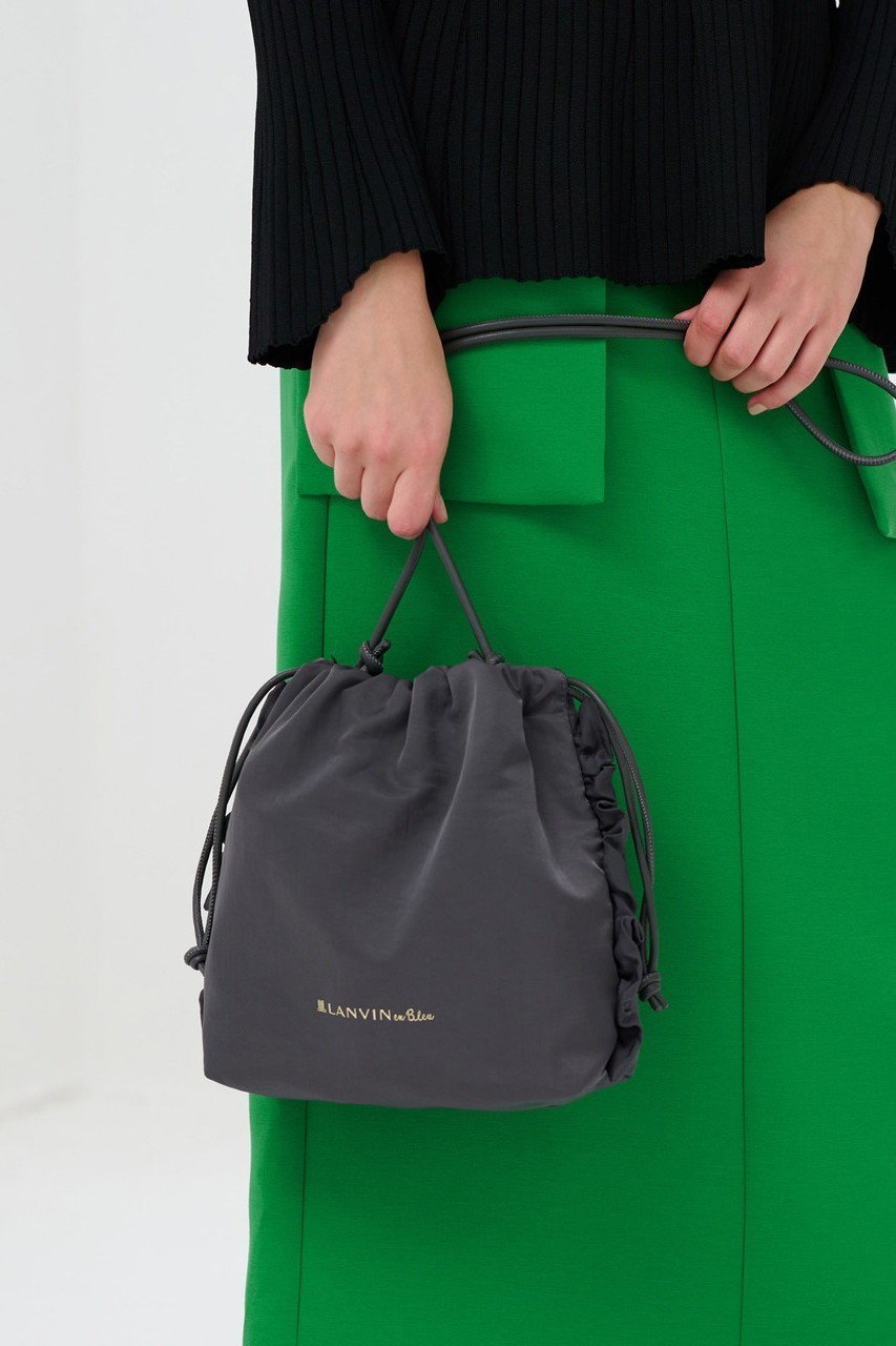 【ランバン オン ブルー/LANVIN en Bleu】のプティフリルショルダーバッグ 人気、トレンドファッション・服の通販 founy(ファニー) 　ファッション　Fashion　レディースファッション　Fashion for Women　バッグ　Bags　ショルダー　Shoulder, Shoulder Strap　タフタ　Taffeta, Structured Fabric　フリル　Frill, Ruffle　メタル　Metal, Metal Parts　人気　Popular, Best Seller　巾着　Drawstring Bag, Kinchaku　other-7|ID: prp329100003714287 ipo3291000000035779181