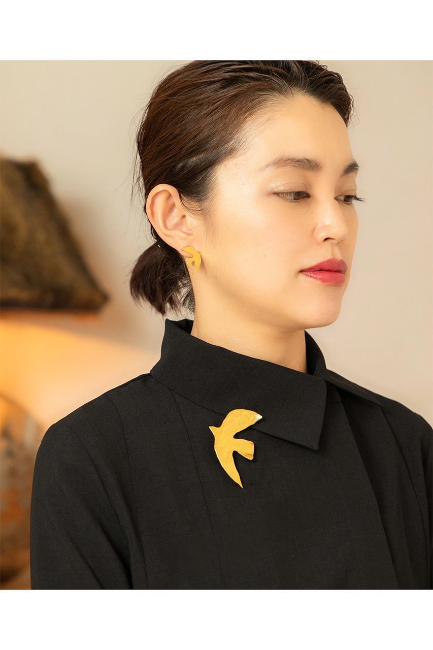 【セシル エ ジャンヌ/CECILE ET JEANNE】のラ・コロンブ(鳩)イヤリング ゴールド S 人気、トレンドファッション・服の通販 founy(ファニー) 　ファッション　Fashion　レディースファッション　Fashion for Women　ジュエリー　Jewelry　ファッションリング　Fashion Rings　イヤリング・フープ・ドロップタイプ　Hoop, Drop & Clip Earrings　イヤリング　Earrings　モチーフ　Motif, Design Theme　エレガント 上品　Elegant　人気　Popular, Best Seller　other-7|ID: prp329100003716202 ipo3291000000035477720