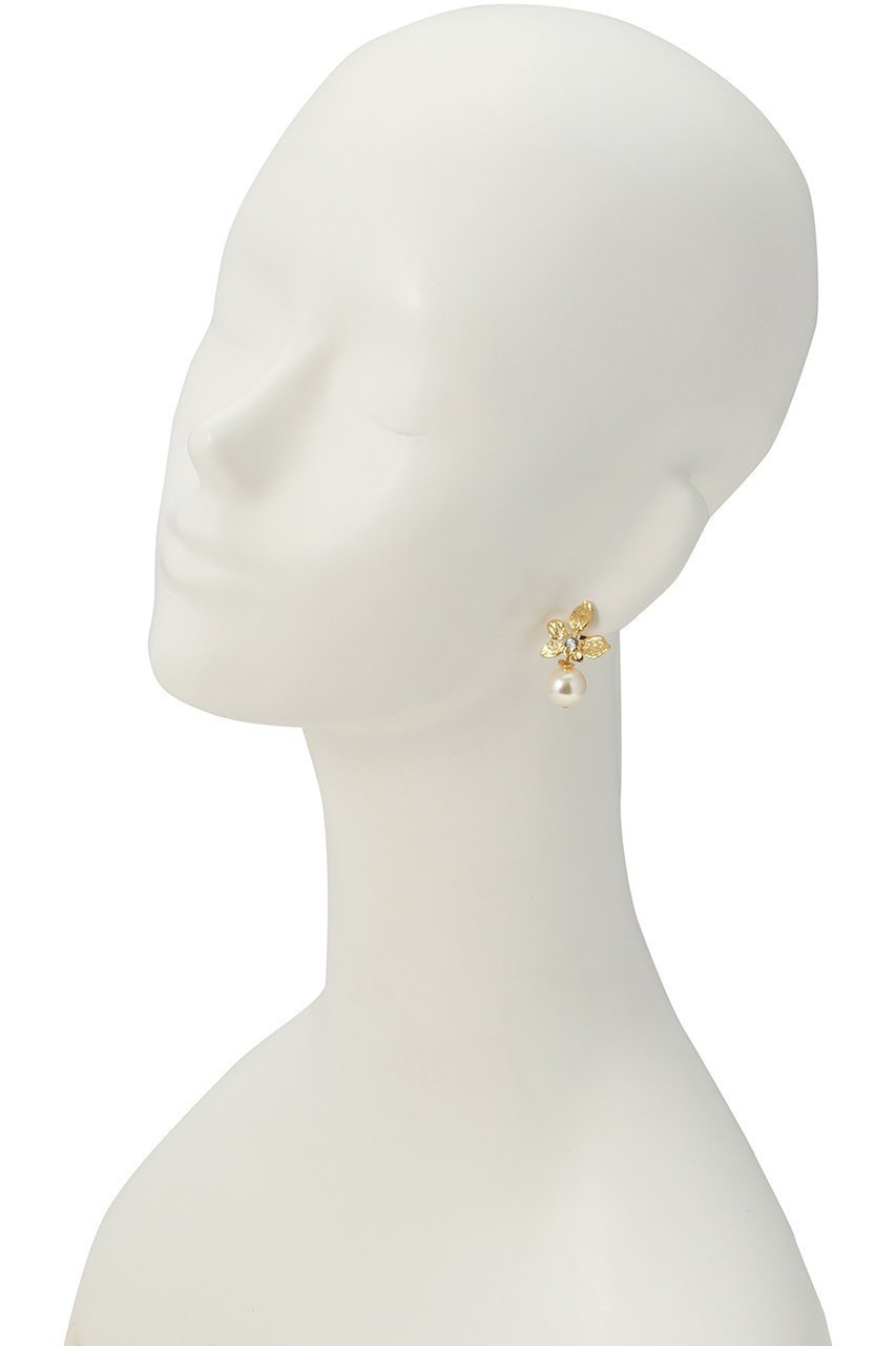 【セシル エ ジャンヌ/CECILE ET JEANNE】のフルール × パールイヤリング 人気、トレンドファッション・服の通販 founy(ファニー) 　ファッション　Fashion　レディースファッション　Fashion for Women　ジュエリー　Jewelry　ファッションリング　Fashion Rings　イヤリング・フープ・ドロップタイプ　Hoop, Drop & Clip Earrings　イヤリング　Earrings　クリスタル　Crystal, Swarovski　パール　Pearl, Pearl Accent　フェミニン　Feminine, Girly　other-3|ID: prp329100003716211 ipo3291000000035358492