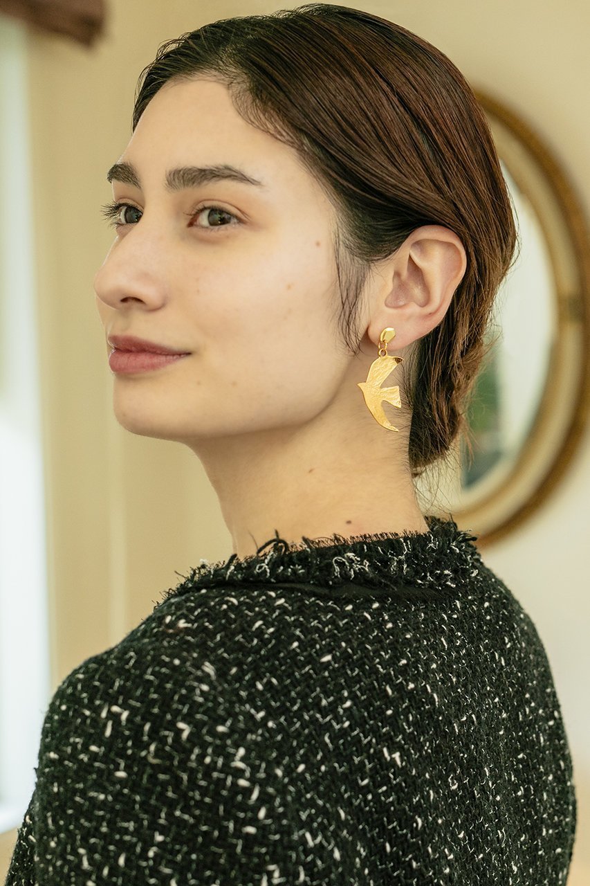 【セシル エ ジャンヌ/CECILE ET JEANNE】のラ・コロンブ(鳩)ロングピアス 人気、トレンドファッション・服の通販 founy(ファニー) 　ファッション　Fashion　レディースファッション　Fashion for Women　ジュエリー　Jewelry　ファッションリング　Fashion Rings　イヤリング・フープ・ドロップタイプ　Hoop, Drop & Clip Earrings　イヤリング　Earrings　モチーフ　Motif, Design Theme　ロング　Long, Long-Length　エレガント 上品　Elegant　other-7|ID: prp329100003716219 ipo3291000000035477753