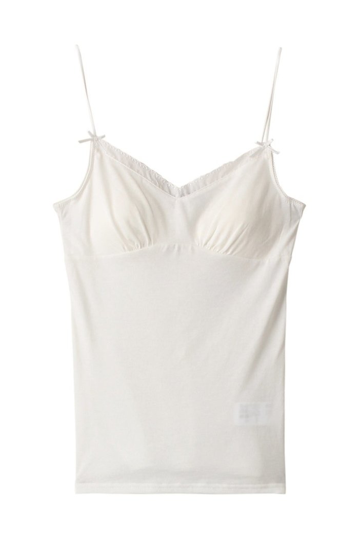 【ビリティス ディセッタン/Bilitis dix-sept ans】のインナーカップ付きキャミソール1 インテリア・キッズ・メンズ・レディースファッション・服の通販 founy(ファニー) https://founy.com/ ファッション Fashion レディースファッション Fashion for Women 下着・ランジェリー Lingerie & Intimates その他ランジェリー・インナーアイテム Other Lingerie / Intimates インナー Innerwear キャミソール Camisole, Spaghetti Strap Top フィット Fit, Slim Fit フェミニン Feminine, Girly ランジェリー Lingerie, Intimate Wear リボン Ribbon, Bow リラックス Relax, Relaxed Fit レース Lace, Lace Fabric 定番 Standard, Basic Item |ID: prp329100003722220 ipo3291000000036001234