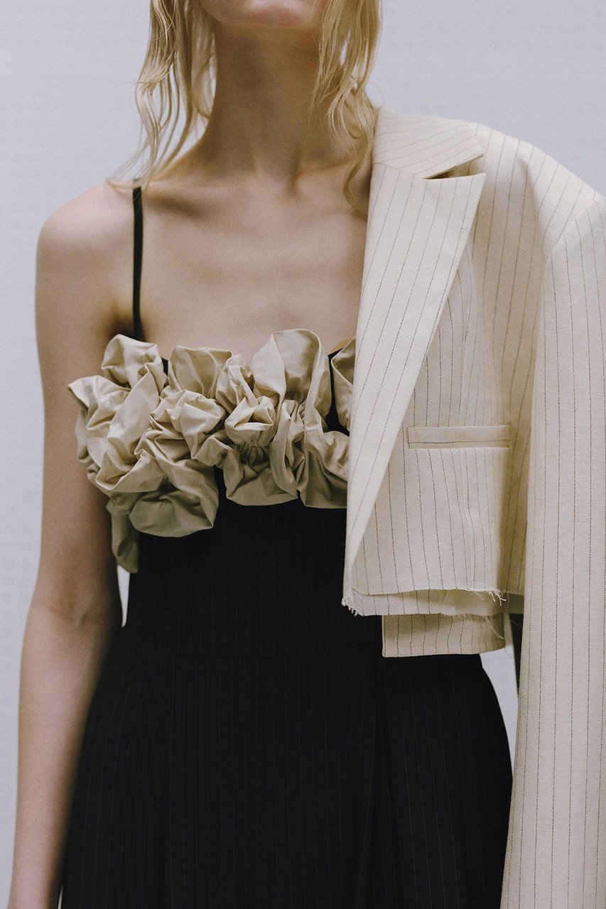 【メゾンスペシャル/MAISON SPECIAL】のFlower Motif All In One/フラワーモチーフオールインワン 人気、トレンドファッション・服の通販 founy(ファニー) 　ファッション　Fashion　レディースファッション　Fashion for Women　パンツ　Pants & Trousers　アクセサリー　Fashion Accessories　インナー　Innerwear　タフタ　Taffeta, Structured Fabric　ダウン　Down, Puffer　チュール　Tulip, Tulip Motif　フィット　Fit, Slim Fit　ワイド　Wide, Wide Fit　エレガント 上品　Elegant　other-3|ID: prp329100003723178 ipo3291000000035517845