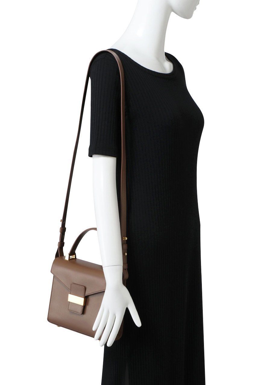 【セルジオ ロッシ/SERGIO ROSSI】のsr1 TOP HANDLE 人気、トレンドファッション・服の通販 founy(ファニー) 　ファッション　Fashion　レディースファッション　Fashion for Women　バッグ　Bags　なめらか　Smooth, Silky Texture　クラシカル　Classical, Vintage-Inspired　コレクション　Collection, Seasonal Line　プレート　Plate, Dish　人気　Popular, Best Seller　other-2|ID: prp329100003724108 ipo3291000000032796765