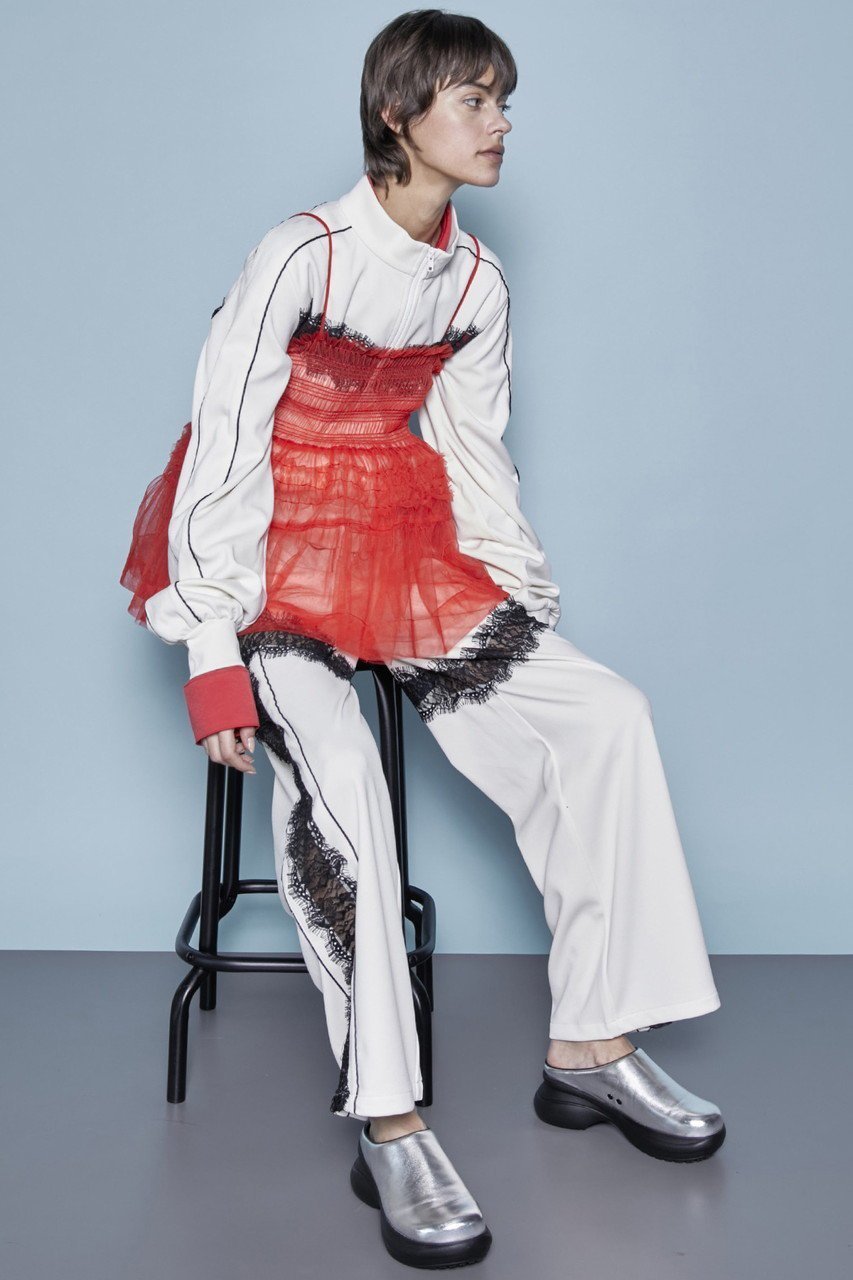 【メゾンスペシャル/MAISON SPECIAL】のLace Docking Jersey Pants/レースドッキングジャージパンツ 人気、トレンドファッション・服の通販 founy(ファニー) 　ファッション　Fashion　レディースファッション　Fashion for Women　パンツ　Pants & Trousers　コンビ　Combo, Combination Style　ジャケット　Jacket, Outerwear　スポーティ　Sporty, Casual Athletic　セットアップ　Set-Up, Coordinated Outfit　ドッキング　Docking, Mixed Material　レース　Lace, Lace Fabric　ロング　Long, Long-Length　other-7|ID: prp329100003731031 ipo3291000000032820898