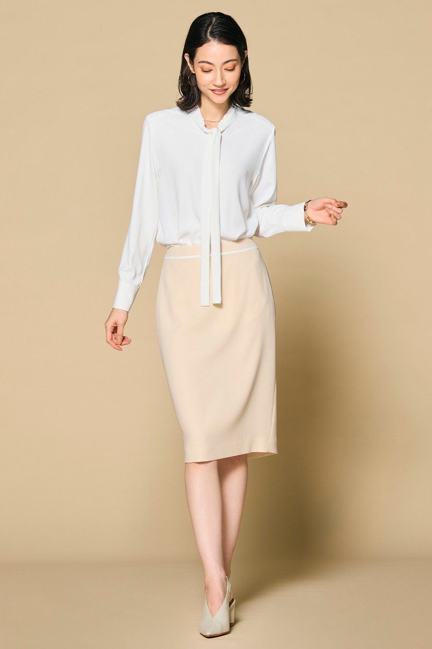 【ベイジ,/BEIGE,】のEVA(エバ)/ブラウス 人気、トレンドファッション・服の通販 founy(ファニー) 　ファッション　Fashion　レディースファッション　Fashion for Women　トップス・カットソー　Cut & Sew Tops　シャツ・ブラウス・オフィスカジュアル　Elegant Blouses & Button-Ups　とろみ　Fluid, Flowy Fabric　スリーブ　Sleeve, Long Sleeve / Short Sleeve　ドレープ　Drape, Draping Fabric　ファブリック　Fabric, Textile　フリル　Frill, Ruffle　フロント　Front, Front Design　ロング　Long, Long-Length　エレガント 上品　Elegant　other-6|ID: prp329100003766029 ipo3291000000036875383