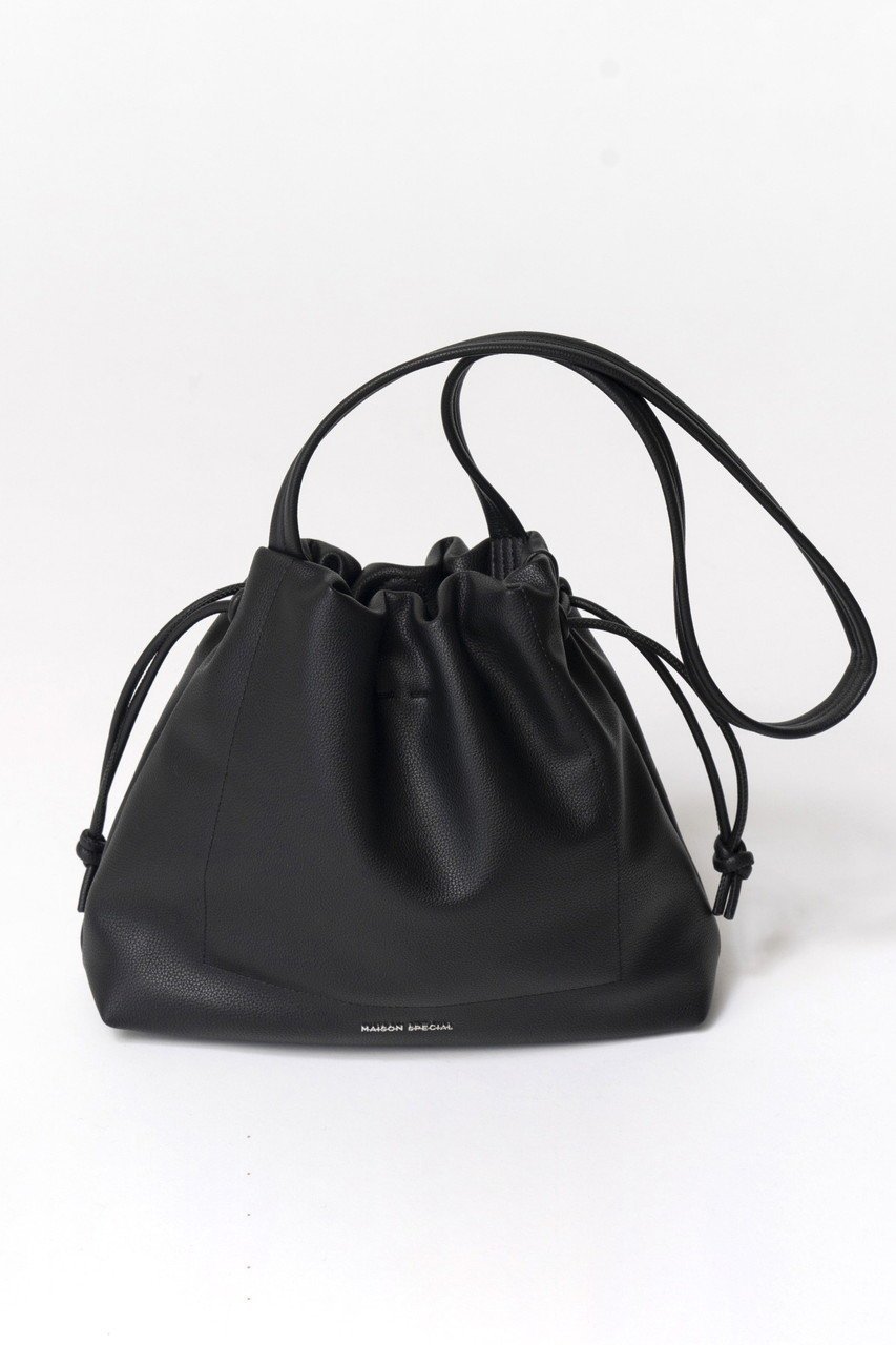 【メゾンスペシャル/MAISON SPECIAL】の2way Shrink Vegan Leather Drawstring Bag/2WAYシュリンクヴィーガンレザー巾着バッグ 人気、トレンドファッション・服の通販 founy(ファニー) 　ファッション　Fashion　レディースファッション　WOMEN　バッグ　Bag　巾着　Purse　ショルダー　Shoulder　シンプル　Simple　ハンドバッグ　Handbag　プレート　Plate　マグネット　Magnet　リアル　Real　ホリデーシーズン　Holiday　 other-1|ID: prp329100003770559 ipo3291000000024826310