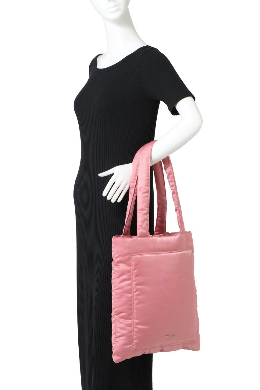 【メゾンスペシャル/MAISON SPECIAL】のMulti-Fabric Puffer Tote Bag/マルチファブリックパッファーバッグ 人気、トレンドファッション・服の通販 founy(ファニー) 　ファッション　Fashion　レディースファッション　Fashion for Women　バッグ　Bags　カラフル　Colorful Design　サテン　Satin, Glossy Fabric　シンプル　Simple, Minimal　プレート　Plate, Dish　エレガント 上品　Elegant　other-2|ID: prp329100003770560 ipo3291000000032794469