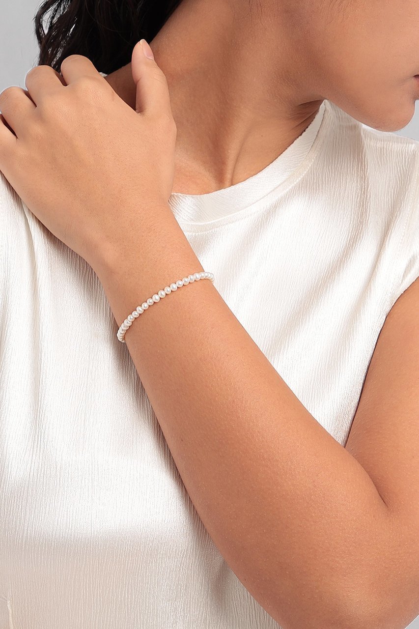 【プラス ヴァンドーム/Plus Vendome】のPEARL ブレスレット 人気、トレンドファッション・服の通販 founy(ファニー) 　ファッション　Fashion　レディースファッション　Fashion for Women　ジュエリー　Jewelry　チェーン＆カフブレスレット　Cuff & Chain Bracelets　バングル・カフブレスレット　Bangles & Cuff Bracelets　イエロー　Yellow　コーティング　Coating, Coated Finish　ダイヤモンド　Diamond, Brilliant Cut　チェーン　Chain, Chain Strap　パール　Pearl, Pearl Accent　ブレスレット　Bracelet, Wristband　other-2|ID: prp329100003779987 ipo3291000000035799858