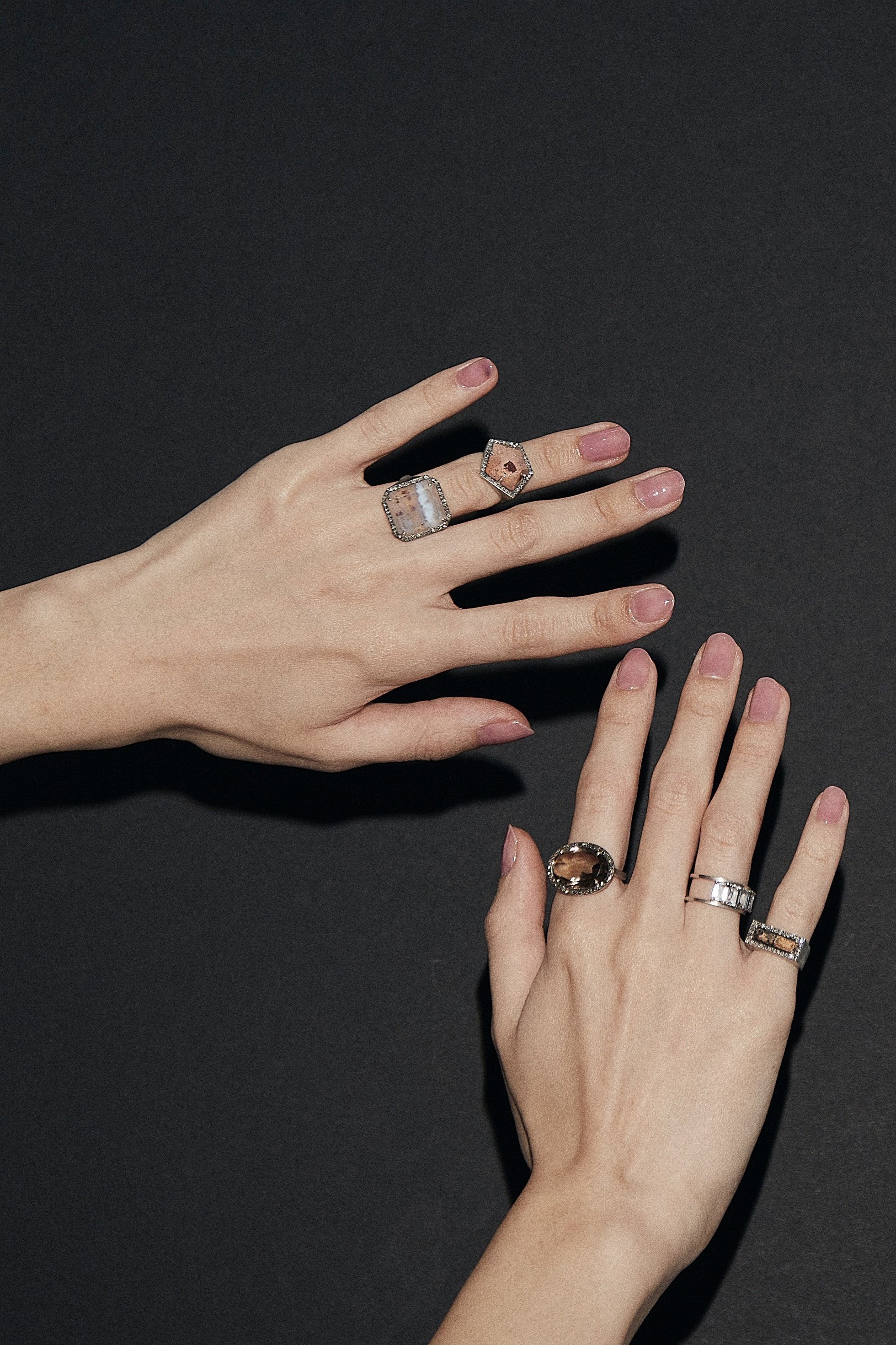 【アドリン ヒュー/Adlin Hue】のWhite Topaz ハリリリング 人気、トレンドファッション・服の通販 founy(ファニー) 　ファッション　Fashion　レディースファッション　WOMEN　シェイプ　Shape　ストーン　Stone　モダン　Modern　other-2|ID: prp329100003782338 ipo3291000000031385498