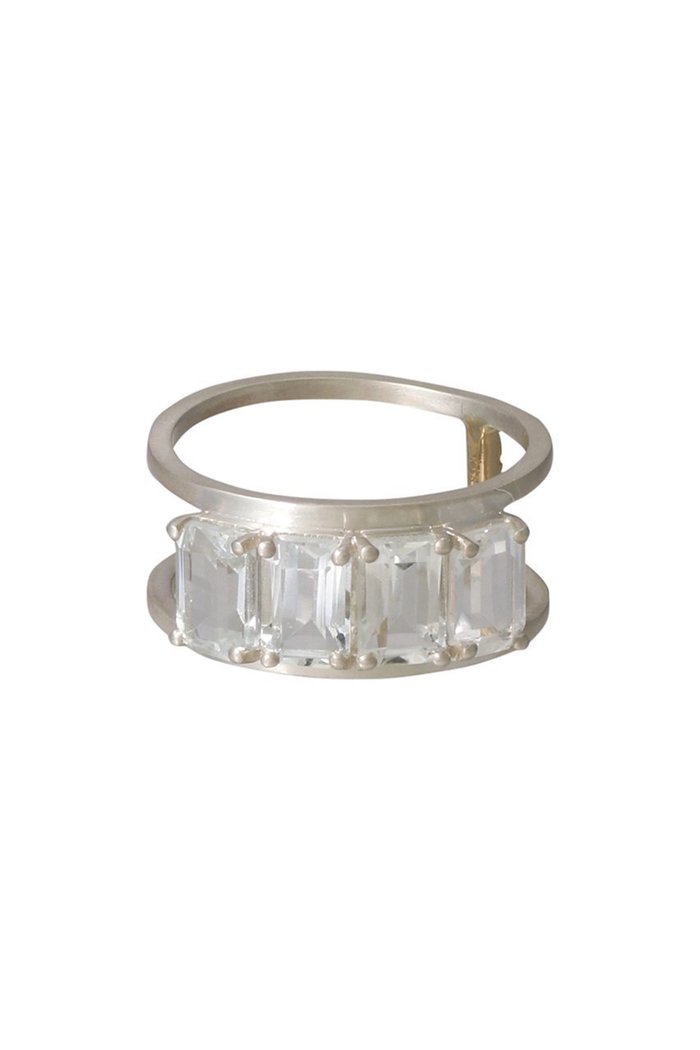 【アドリン ヒュー/Adlin Hue】のWhite Topaz ハリリリング インテリア・キッズ・メンズ・レディースファッション・服の通販 founy(ファニー) https://founy.com/ ファッション Fashion レディースファッション Fashion for Women シェイプ Shape, Slim Fit ストーン Stone, Gem-Like モダン Modern, Contemporary |ID: prp329100003782338 ipo3291000000036001258