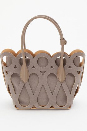 【マルティニーク/martinique】 《別注》【MARY AL TERNA】MA4327BG-35 MAZE トートバッグ人気、トレンドファッション・服の通販 founy(ファニー) ファッション Fashion レディースファッション Fashion for Women バッグ Bags 春 Spring コレクション Collection, Seasonal Line ポーチ Pouch, Small Case 別注 Limited Edition, Custom Order マグネット Magnet, Magnetic Closure メタル Metal, Metal Parts S/S・春夏 SS, Spring/Summer, Warm Season 夏 Summer |ID:prp329100003782398