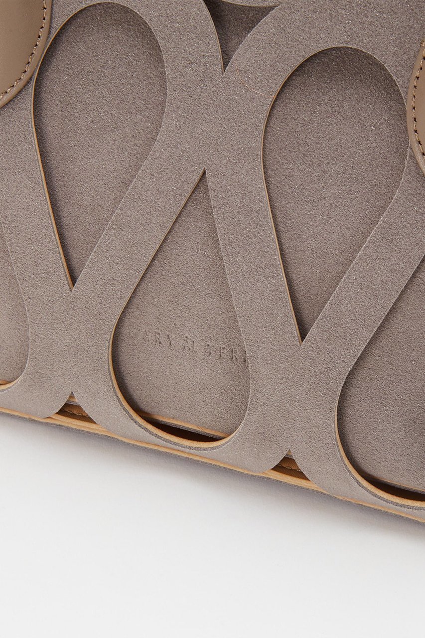 【マルティニーク/martinique】の《別注》【MARY AL TERNA】MA4327BG-35 MAZE トートバッグ 人気、トレンドファッション・服の通販 founy(ファニー) 　ファッション　Fashion　レディースファッション　Fashion for Women　バッグ　Bags　春　Spring　コレクション　Collection, Seasonal Line　ポーチ　Pouch, Small Case　別注　Limited Edition, Custom Order　マグネット　Magnet, Magnetic Closure　メタル　Metal, Metal Parts　S/S・春夏　SS, Spring/Summer, Warm Season　夏　Summer　other-3|ID: prp329100003782398 ipo3291000000035692308