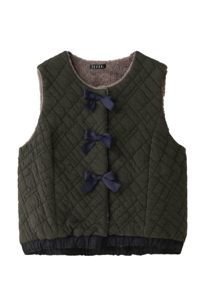 【イクコ/IKUKO】のキルトニット&シープボア ベスト インテリア・キッズ・メンズ・レディースファッション・服の通販 founy(ファニー) https://founy.com/ ファッション Fashion レディースファッション Fashion for Women アウター Coat / Outerwear Collection レディースジャケット・軽アウター Jackets キルティング Quilted, Quilting キルト Quilt, Quilted Fabric クラシカル Classical, Vintage-Inspired ジャケット Jacket, Outerwear フロント Front, Front Design ベスト Vest, Waistcoat リボン Ribbon, Bow 防寒 Cold Protection, Winter-Ready |ID: prp329100003789307 ipo3291000000032961971