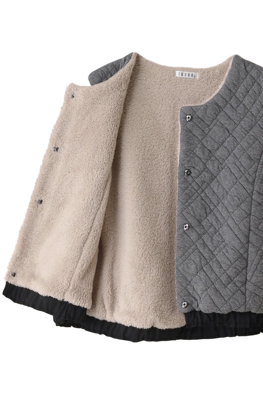 【イクコ/IKUKO】のキルトニット&シープボア ベスト 人気、トレンドファッション・服の通販 founy(ファニー) 　ファッション　Fashion　レディースファッション　Fashion for Women　アウター　Coat / Outerwear Collection　レディースジャケット・軽アウター　Jackets　キルティング　Quilted, Quilting　キルト　Quilt, Quilted Fabric　クラシカル　Classical, Vintage-Inspired　ジャケット　Jacket, Outerwear　フロント　Front, Front Design　ベスト　Vest, Waistcoat　リボン　Ribbon, Bow　防寒　Cold Protection, Winter-Ready　other-6|ID: prp329100003789307 ipo3291000000032961995