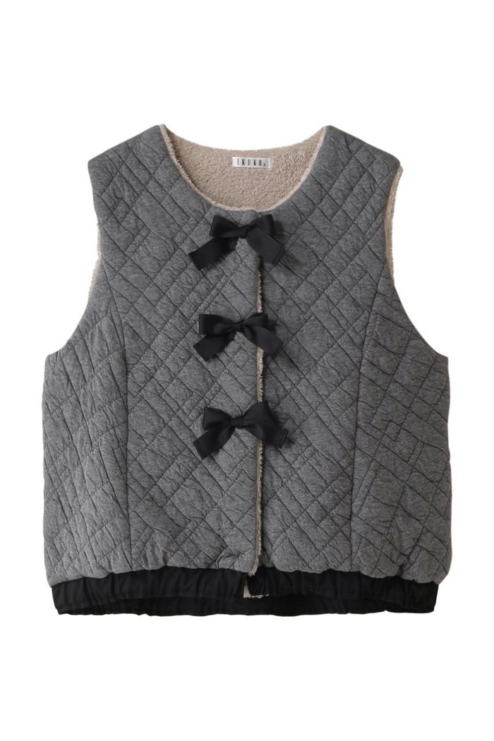 【イクコ/IKUKO】のキルトニット&シープボア ベスト インテリア・キッズ・メンズ・レディースファッション・服の通販 founy(ファニー) https://founy.com/ ファッション Fashion レディースファッション Fashion for Women アウター Coat / Outerwear Collection レディースジャケット・軽アウター Jackets キルティング Quilted, Quilting キルト Quilt, Quilted Fabric クラシカル Classical, Vintage-Inspired ジャケット Jacket, Outerwear フロント Front, Front Design ベスト Vest, Waistcoat リボン Ribbon, Bow 防寒 Cold Protection, Winter-Ready |ID: prp329100003789307 ipo3291000000036759218