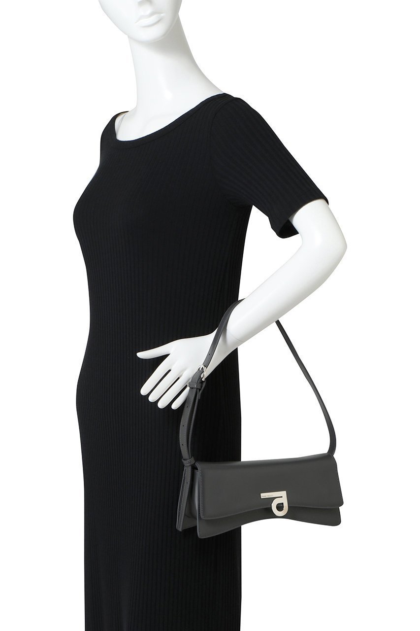 【プランク プロジェクト/PRANK PROJECT】のロゴプレートナローバッグ / Logo Plate Narrow Bag 人気、トレンドファッション・服の通販 founy(ファニー) 　ファッション　Fashion　レディースファッション　Fashion for Women　バッグ　Bags　ポーチ&ミニバッグ　Pouches & Mini Bags　フォルム　Silhouette, Form　プレート　Plate, Dish　エレガント 上品　Elegant　other-3|ID: prp329100003813051 ipo3291000000032796007