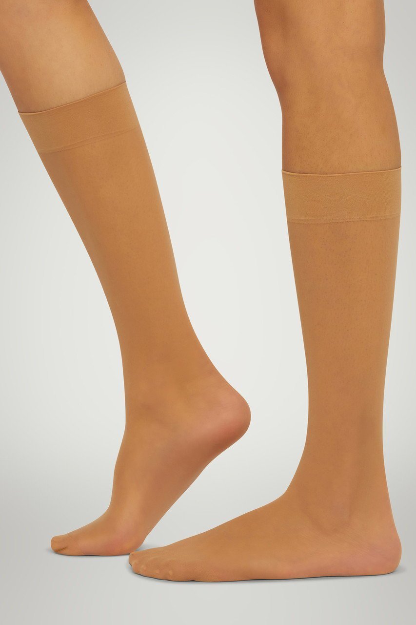 【ウォルフォード/Wolford】の31241 Individual 10 Knee-Highs シアーニーハイソックス インテリア・キッズ・メンズ・レディースファッション・服の通販 founy(ファニー) 　ファッション　Fashion　レディースファッション　Fashion for Women　ソックス&靴下　Socks & Hosiery　レッグウェア・ストッキング　Legwear & Hosiery　ソックス　Socks, Hosiery　定番　Standard, Basic Item　ライトブラウン|ID: prp329100003835198 ipo3291000000032817075