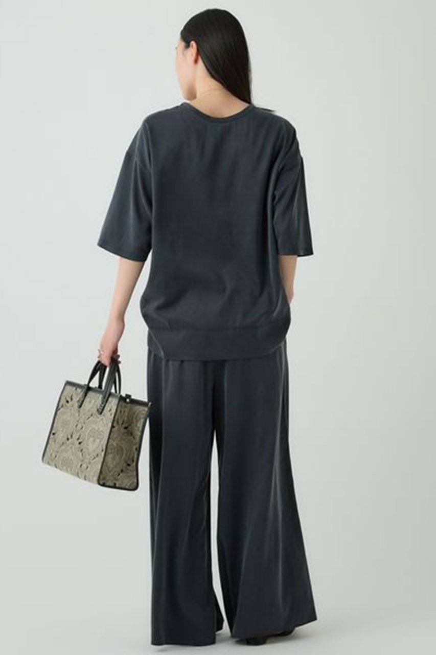 【カオス/Chaos】のサンディングシルクTシャツ 人気、トレンドファッション・服の通販 founy(ファニー) ファッション Fashion レディースファッション Fashion for Women トップス・カットソー Cut & Sew Tops シャツ・ブラウス・オフィスカジュアル Elegant Blouses & Button-Ups ロングTシャツ・Tシャツ Longline T-Shirts & Tees カットソー・ベーシックTシャツ Cut-and-Sewn Tops / Stretch Tees & Basics サテン Satin, Glossy Fabric ショート Short, Short Length シルク Silk, 100% Silk シンプル Simple, Minimal ストレッチ Stretch, Stretchy Fabric スリーブ Sleeve, Long Sleeve / Short Sleeve エレガント 上品 Elegant 定番 Standard, Basic Item other-5|ID: prp329100003836642 ipo3291000000036415471