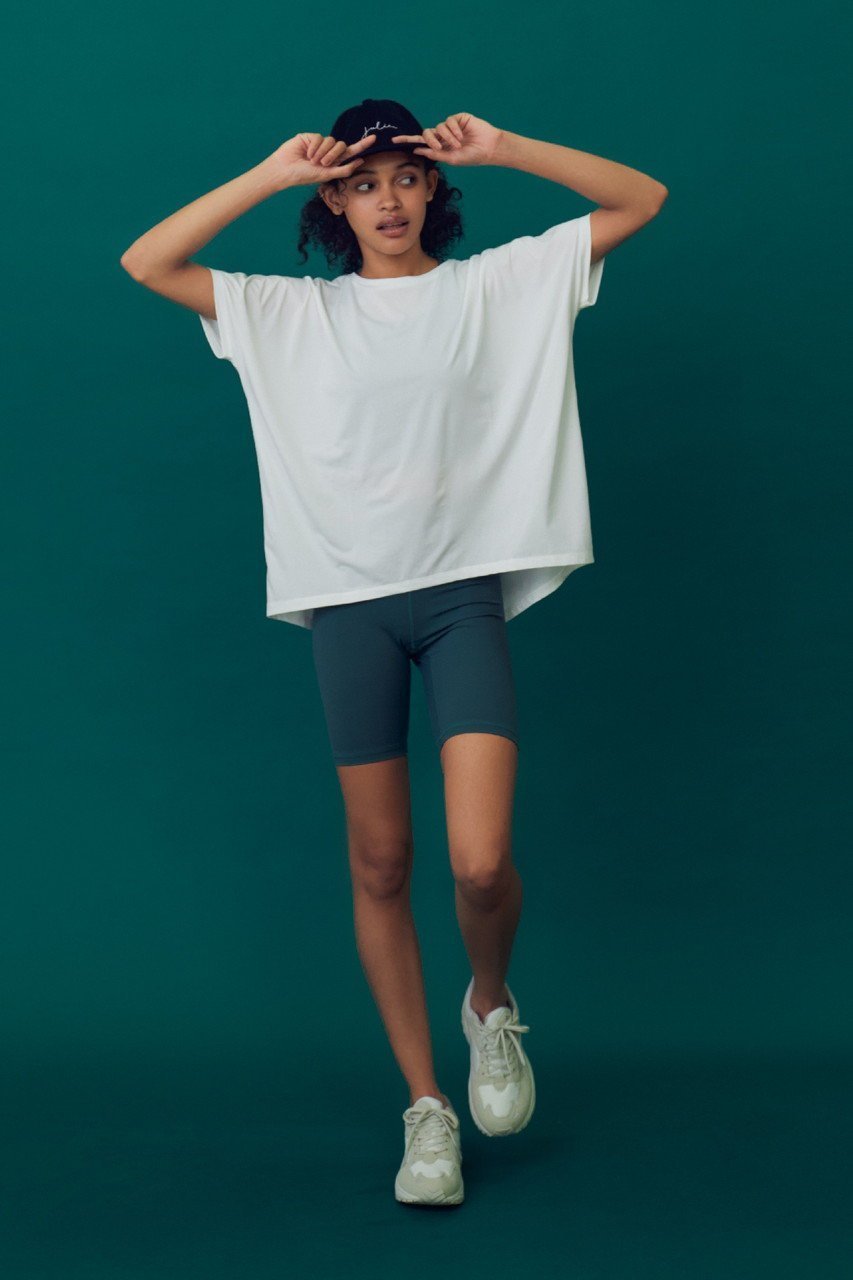 【ジュリエ/Julier】の【定番】YOGA FITハーフレギンス 人気、トレンドファッション・服の通販 founy(ファニー) 　ファッション　Fashion　レディースファッション　WOMEN　パンツ　Pants　レギンス　Leggings　なめらか　Smooth　ストレッチ　Stretch　スポーツ　Sports　ハーフ　Half　フィット　Fit　ヨガ　Yoga　ランニング　Running　レギンス　Leggings　ワーク　Work　定番　Standard　NEW・新作・新着・新入荷　New Arrivals　other-7|ID: prp329100003841002 ipo3291000000032363541