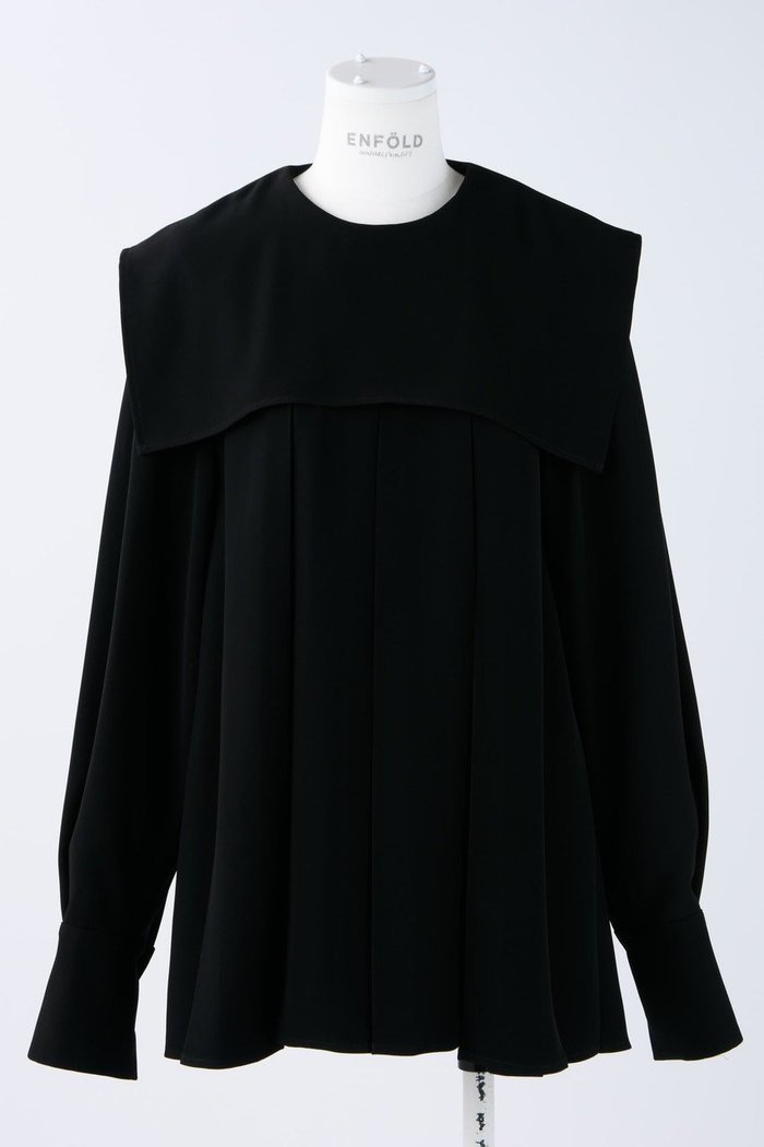 【エンフォルド/ENFOLD】のPEツイル プリーツP.O/プルオーバー インテリア・キッズ・メンズ・レディースファッション・服の通販 founy(ファニー) https://founy.com/ ファッション Fashion レディースファッション Fashion for Women トップス・カットソー Cut & Sew Tops シャツ・ブラウス・オフィスカジュアル Elegant Blouses & Button-Ups カジュアルプルオーバー・ニットトップス Pullovers & Knit Tops / Casual Pullovers おすすめ Recommended / Our Picks オケージョン Occasion Wear スクエア Square, Square Shape スリーブ Sleeve, Long Sleeve / Short Sleeve セットアップ Set-Up, Coordinated Outfit ツイル Twist, Twisted Detail トライアングル Triangle, Triangular Shape プリーツ Pleats, Pleated ポケット Pocket, Pocket Detail ロング Long, Long-Length ワイド Wide, Wide Fit エレガント 上品 Elegant 人気 Popular, Best Seller 定番 Standard, Basic Item |ID: prp329100003843228 ipo3291000000036221661