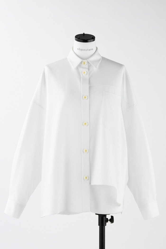 【ナゴンスタンス/nagonstans】のPOLY CHINO Cropped SH/シャツ インテリア・キッズ・メンズ・レディースファッション・服の通販 founy(ファウニー) https://founy.com/ ファッション Fashion レディースファッション Fashion for Women トップス・カットソー Cut & Sew Tops シャツ・ブラウス・オフィスカジュアル Elegant Blouses & Button-Ups アシンメトリー Asymmetrical Style クロップド Cropped, Short Length ストレッチ Stretch, Stretchy Fabric スリーブ Sleeve, Long Sleeve / Short Sleeve バランス Balance, Style Balance フェミニン Feminine, Girly ロング Long, Long-Length エレガント 上品 Elegant |ID: prp329100003843255 ipo3291000000036783658
