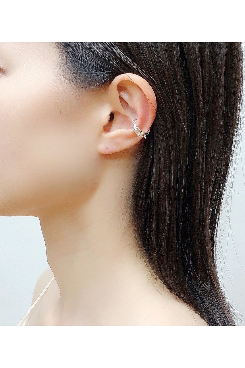 【カオル/KAORU】のDOT シルバー イヤーカフ(片耳用) 人気、トレンドファッション・服の通販 founy(ファニー) ファッション Fashion レディースファッション Fashion for Women ジュエリー Jewelry ファッションリング Fashion Rings イヤリング・フープ・ドロップタイプ Hoop, Drop & Clip Earrings おすすめ Recommended / Our Picks イヤリング Earrings イヤーカフ Ear Cuffs シルバー Silver, Metallic Silver スタイリッシュ Stylish, Fashionable テクスチャー Texture, Textured Fabric 片耳 One-Ear, Single Earring other-2|ID: prp329100003861873 ipo3291000000031381396