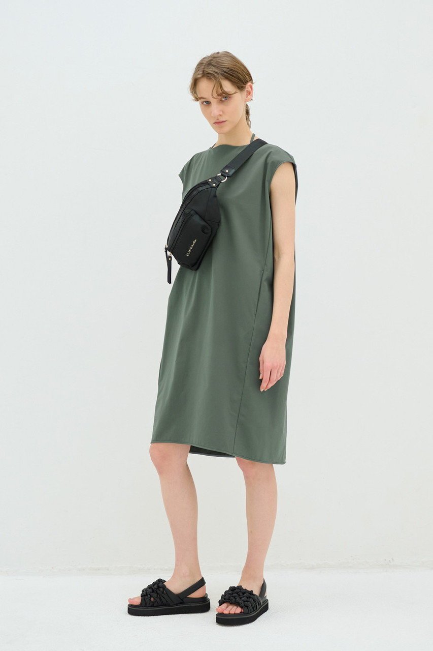 【ランバン オン ブルー/LANVIN en Bleu】のボディバック 人気、トレンドファッション・服の通販 founy(ファニー) 　ファッション　Fashion　レディースファッション　Fashion for Women　バッグ　Bags　ポーチ&ミニバッグ　Pouches & Mini Bags　シンプル　Simple, Minimal　フィット　Fit, Slim Fit　フォルム　Silhouette, Form　ポケット　Pocket, Pocket Detail　other-7|ID: prp329100003862809 ipo3291000000032794373