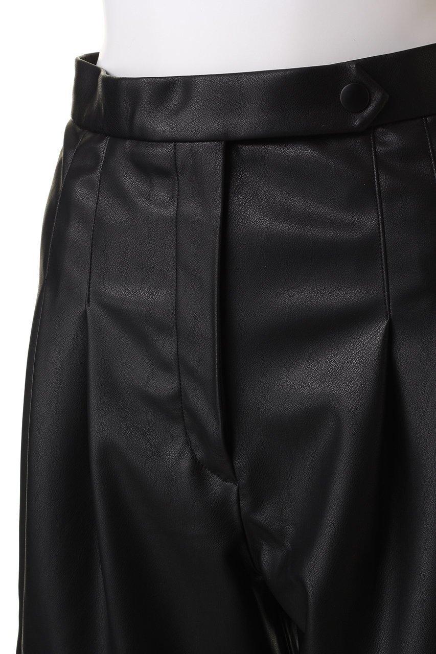 【リムアーク/RIM.ARK】のFaux leather half PT/ハーフパンツ 人気、トレンドファッション・服の通販 founy(ファニー) 　ファッション　Fashion　レディースファッション　Fashion for Women　パンツ　Pants & Trousers　ショートパンツ・ハーフパンツ　High-Waisted & Relaxed Shorts　ショート　Short, Short Length　ジャケット　Jacket, Outerwear　ハーフ　Half, Half-Length　フロント　Front, Front Design　ロング　Long, Long-Length　other-5|ID: prp329100003862843 ipo3291000000034970499