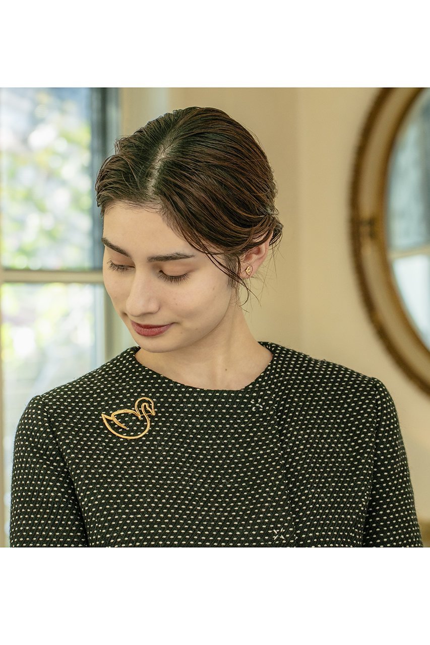 【セシル エ ジャンヌ/CECILE ET JEANNE】のスワン ブローチ ゴールド 人気、トレンドファッション・服の通販 founy(ファニー) 　ファッション　Fashion　レディースファッション　Fashion for Women　ジュエリー　Jewelry　ジャケット　Jacket, Outerwear　ストール　Stole, Wrap　ブローチ　Brooch, Pin Brooch　モチーフ　Motif, Design Theme　人気　Popular, Best Seller　other-4|ID: prp329100003867720 ipo3291000000035417691